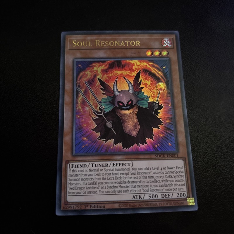 Soul Resonator SDCK-EN001 Ultra Rare Yugioh Card 1st Edition Mint