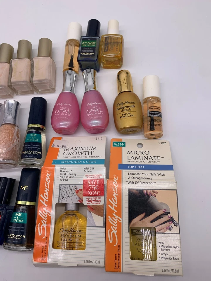 lot of nail polish - MaxFactor/Loreal/Mally and more... Foto 2 de 4