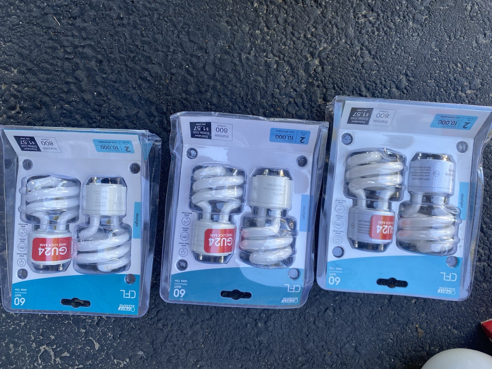 Feit Electric GU24 CFL Twist Lock Lamp Bulbs, 60 Watt, Dayli