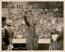 LD420 1960 Original Photo VICE PRESIDENT RICHARD NIXON PRESIDENTIAL CAMPAIGN