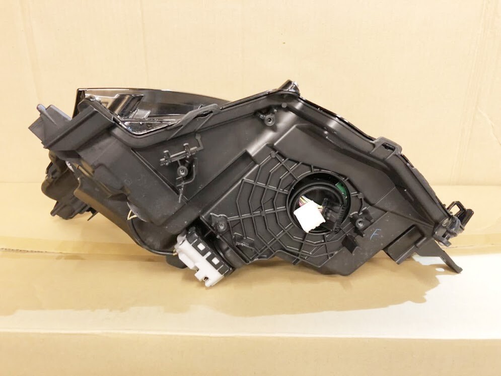 Lexus OEM left headlight headlamp late trinocular triple LED 81145  
