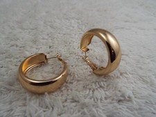 Goldtone Wide Hoop Pierced Earrings G4 