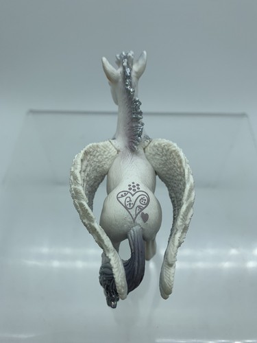 "Hermosa figura de fantasía Schleich PEGASUS caballo volador D-73527 corazón púrpura 3""" - Imagen 5 de 9
