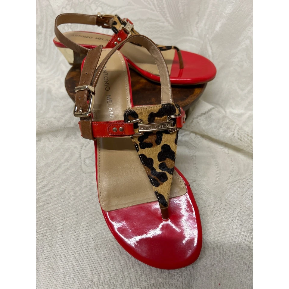 Sandalias de cuña Antonio Melani de charol rojo con estampado de leopardo talla 6,5 Foto 3 de 4