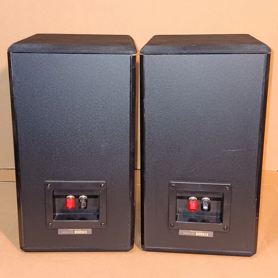 Vintage Harman / Kardon Mdl. 10 Bookshelf Audiophile Speakers - Image 4 of 4