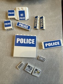 My Lego 7498 City-Town Police Station, 100% minifigures, manuals, & Lego bricks