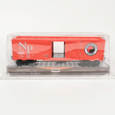 Menards O Gauge Northern Pacific NP #3461 40' Sliding Door Box Car 279-0868