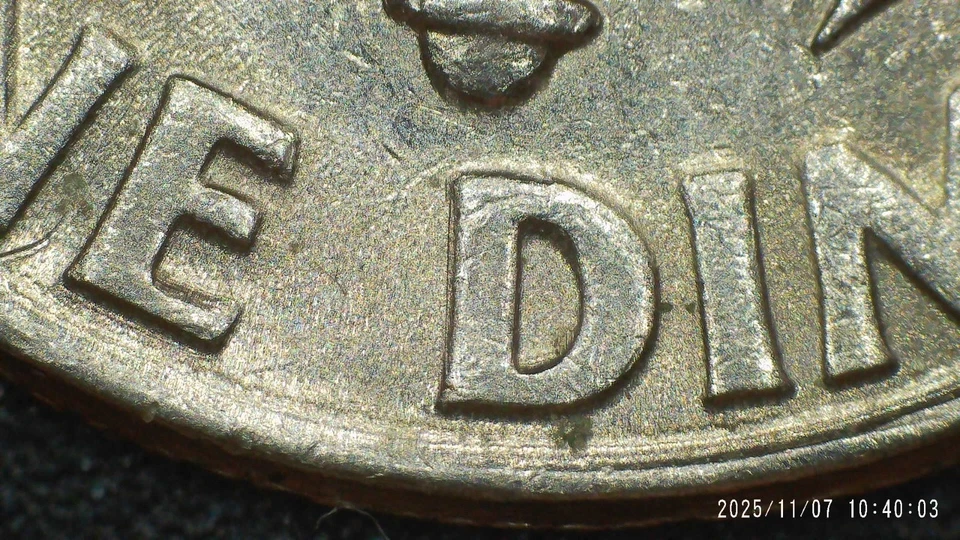 2001-D Roosevelt Dime with DDR. Buy & get a free coin. - Image 3 of 4