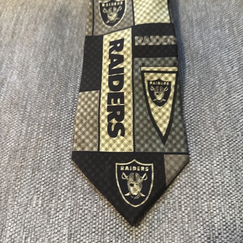 NFL Oakland Raiders Team Neck Tie, NEW (100% Silk - Plaid) - Picture 2 of 4