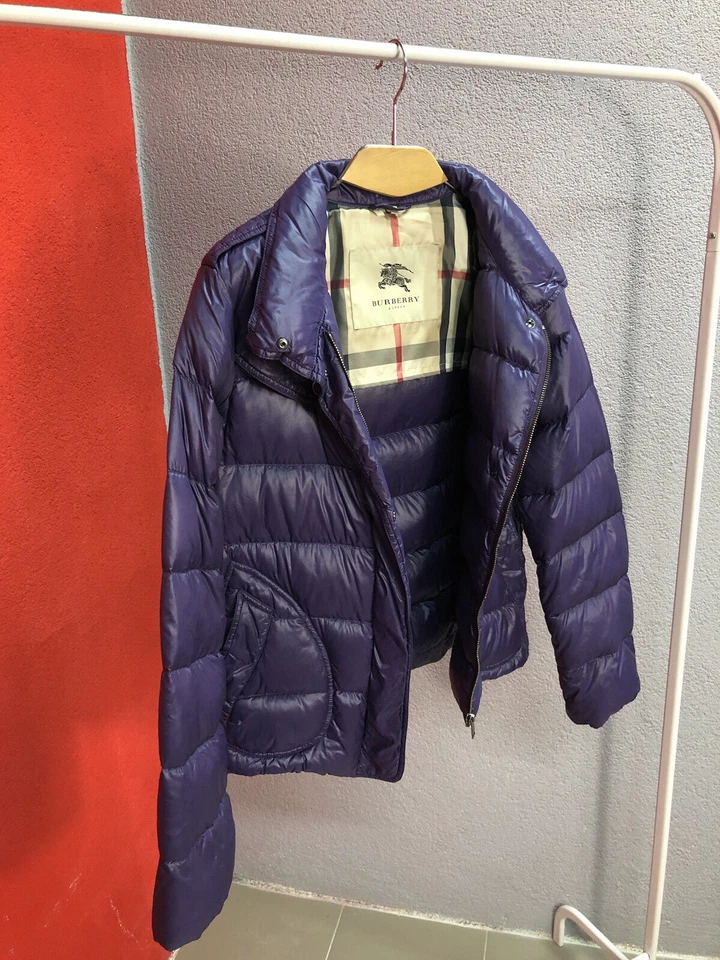 Chaqueta de plumón de ganso Burberry London talla S Foto 2 de 4