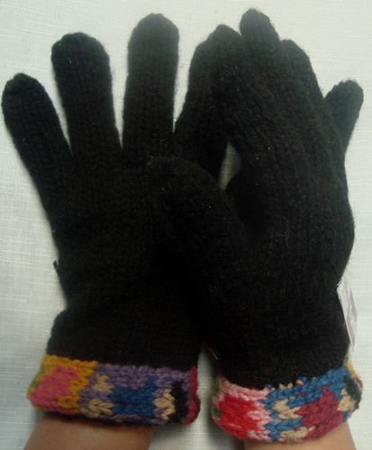 BRAND NEW, HIGH QUALITY, ALPACA AND SHEEP WOOL, HAND KNITTED GLOVES, ANDEAN