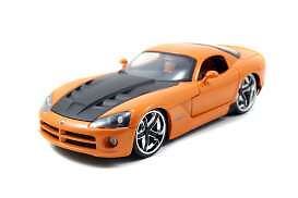 Jada Dodge Viper SRT10 2008 - Orange  1:24 Scale