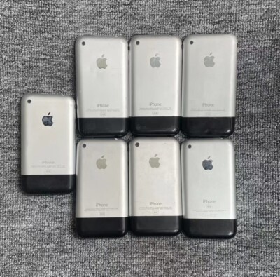 IOS3 Full working Apple iPhone 1st Generation - 8GB - Black