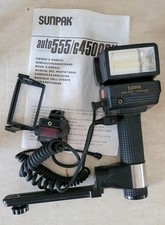 SUNPAK AUTO 555 THYRISTOR HANDLE MOUNT FLASH with Owners Manual Works