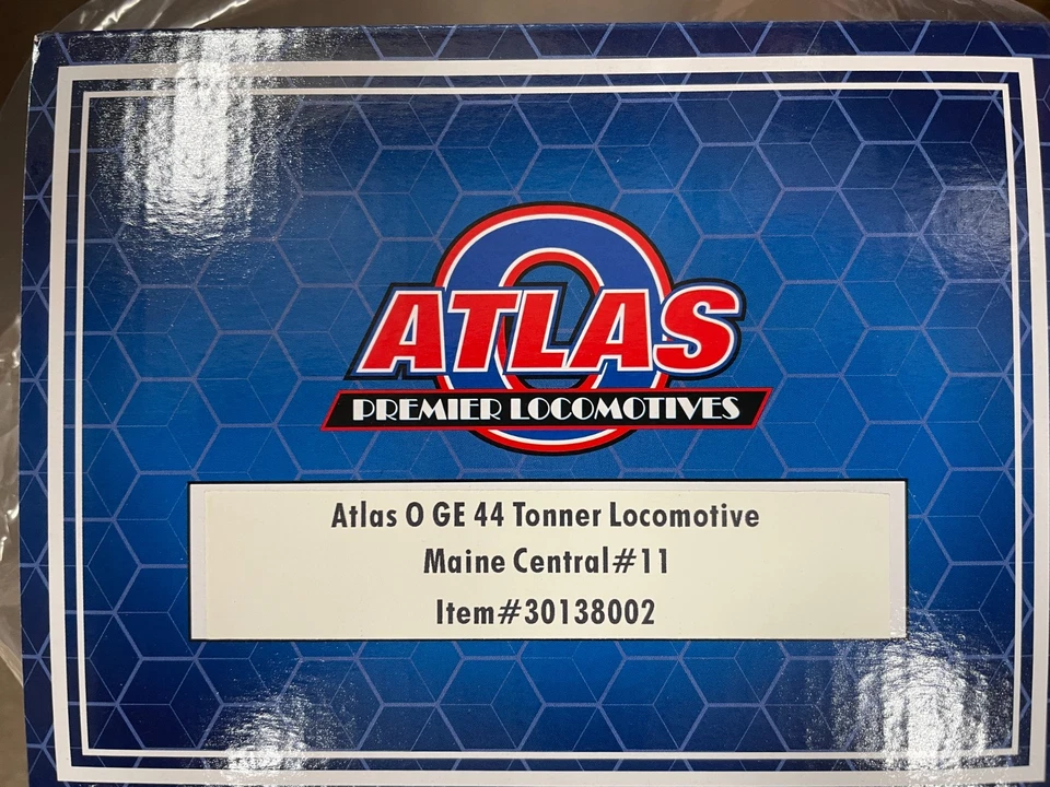 Atlas O 30138002 44-Ton Switcher Diesel Locomotive Maine Central #11 w/ PS3 NEW - Image 2 of 4