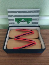VINTAGE JAPANESE WOOD GETA SANDALS