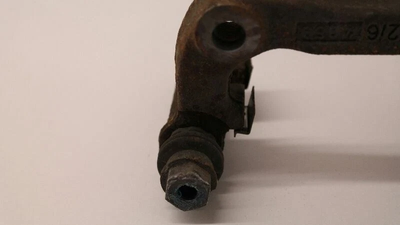 2000-2005 01 02 03 04 AUDI TT ROADSTER MK1 - PORTA PINZA FRENO TRASERO DERECHO Foto 2 de 4