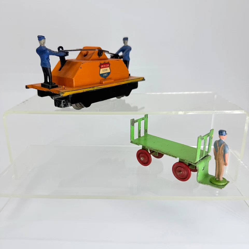 Vintage Gilbert American Flyer Hand Car & Baggage Wagon Cart  - Image 3 of 4