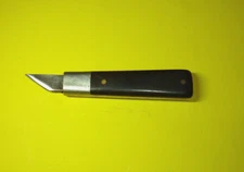 Vintage I P Hyde Mill Knife Dark Plastic / Phenolic ? Handle Original Hyde Blade