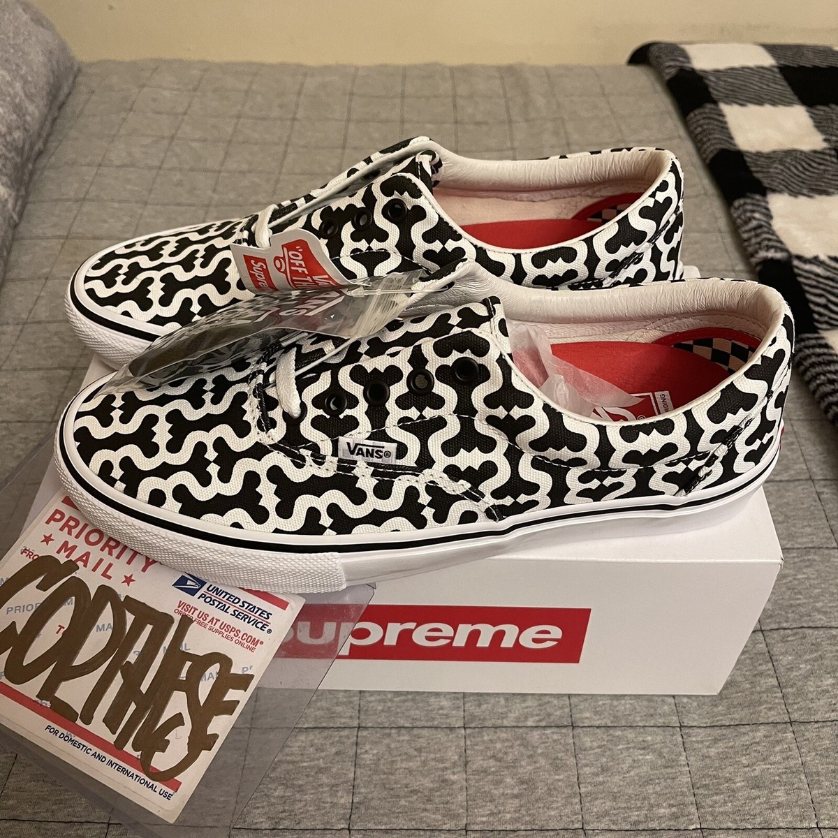 Supreme X Vans Monogram S Logo Skate Era Box Blue Red Black | Set 