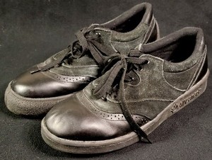 Olsons Canada Curling Shoes Men's Size 10 Right Slider