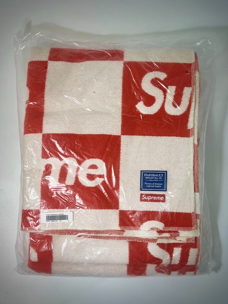 New Supreme Faribault Woolen Mill Checkerboard Wool Throw Red Logo