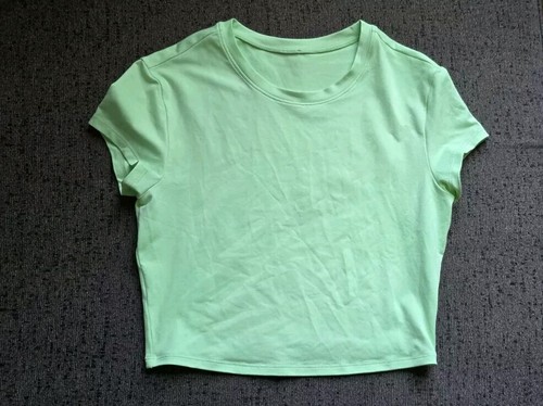 Alo Yoga Soft Crop Finesse Short Sleeve in Ultra Mint Size XS - Picture 3 of 4