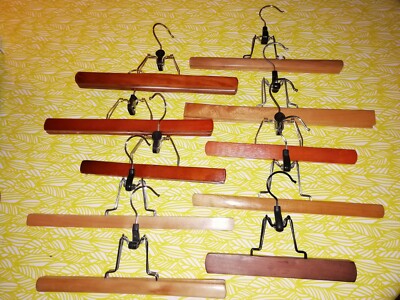 Lot De 10 Cintres à Pince En Bois - Sans Marque, Pour Pantalons, état Neuf Pour La Plupart