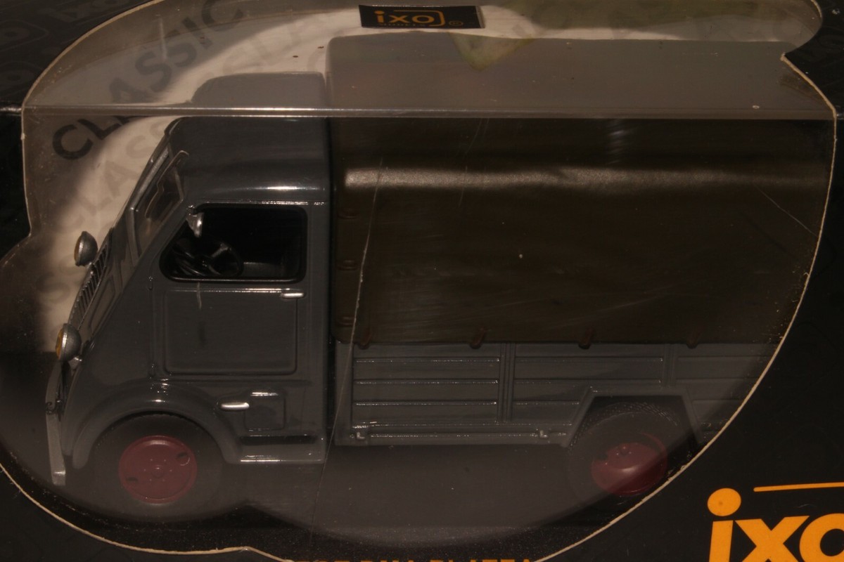 Miniature Ixo Modifiée 1/43 - Peugeot DMA Perrier Publicitaire