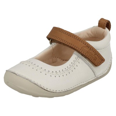 clarks white baby shoes