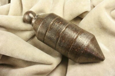 Bleikonstruktion. Eisen. S. XX. Bau Plumb Bob. Bügeleisen.