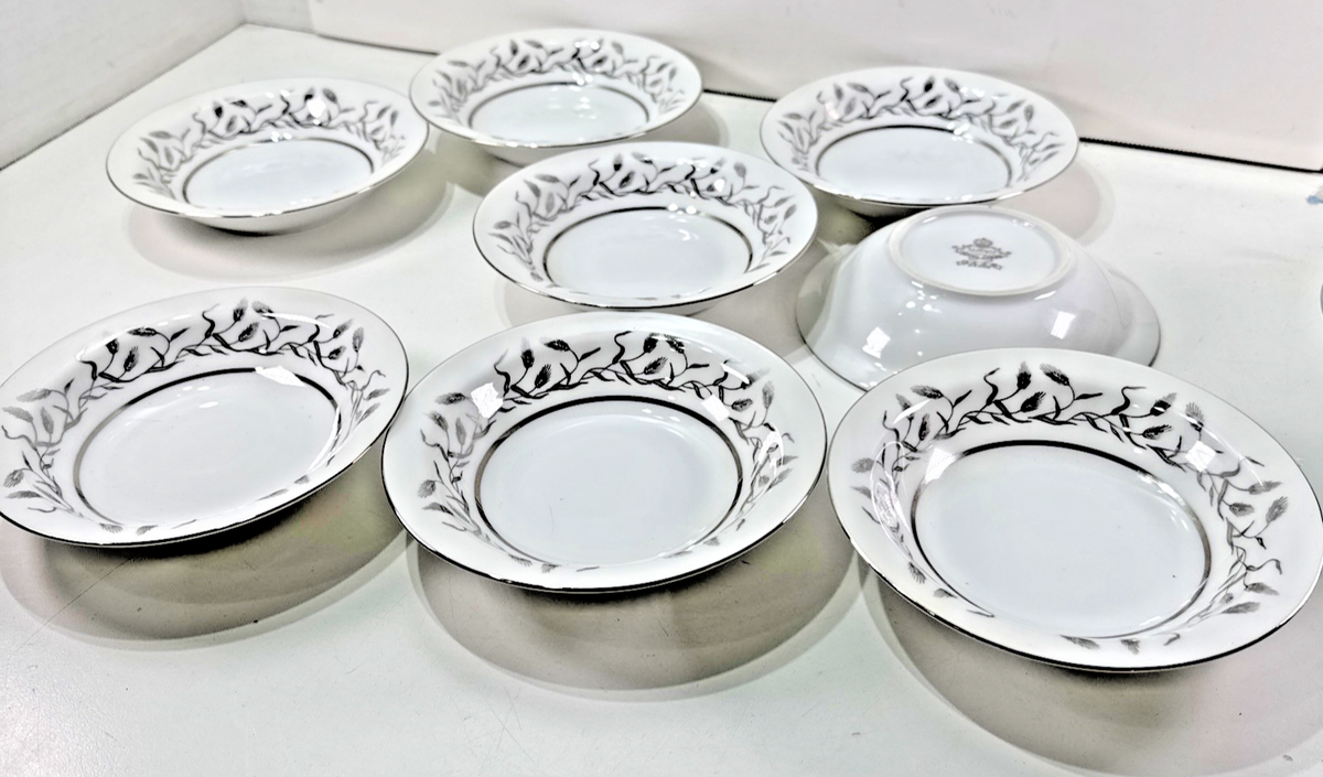 8X WAKO CHINA 2426 SILVER TRIM DESIGN JAPAN 5.5