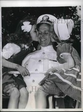 1944 Press Photo Annapolis, Md Ens. Craig Randall & sister & cousin