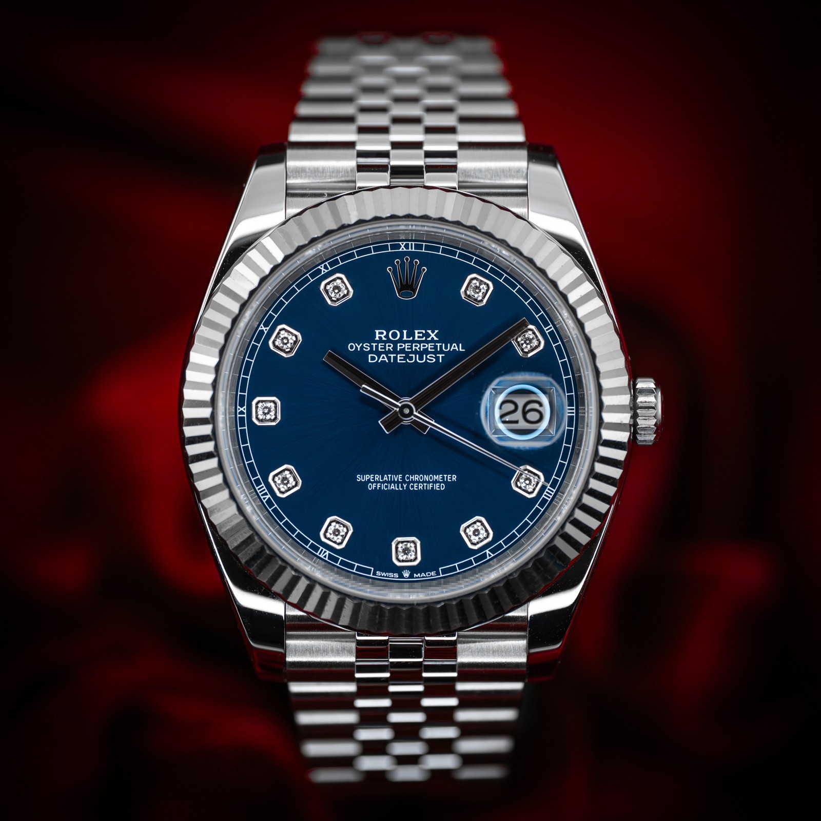 Rolex Datejust 41 126334 Blue Dial Diamond Fluted Jubilee 41mm Complete Set image 4
