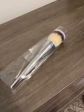 It Cosmetics Ulta Love Beauty Fully All Over Jumbo Powder Foundation Brush 211