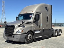 2022 Freightliner Cascadia T/A High Roof Sleeper Truck Tractor Detroit bidadoo