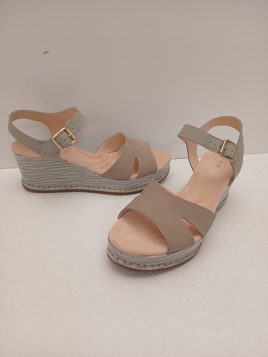 Clarks Womens Green Akilah Eden Leather Wedge Strappy Sandals Size