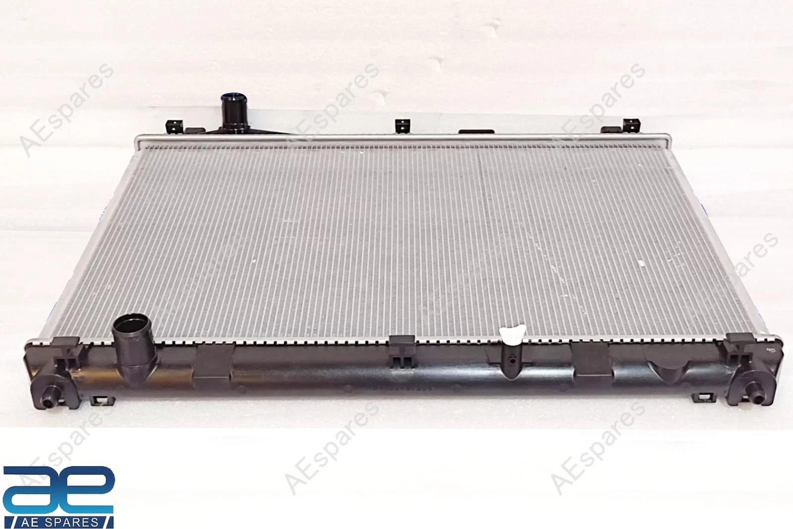 Radiator Assembly For Suzuki Grand Vitara 2nd Gen 2007-2015 17700-65J00 view 2