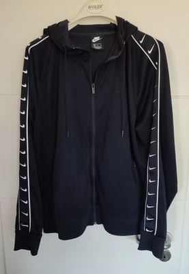 Nike Jacke m. Kapuze Trainingsjacke XL Schwarz - Bild 1 von 3