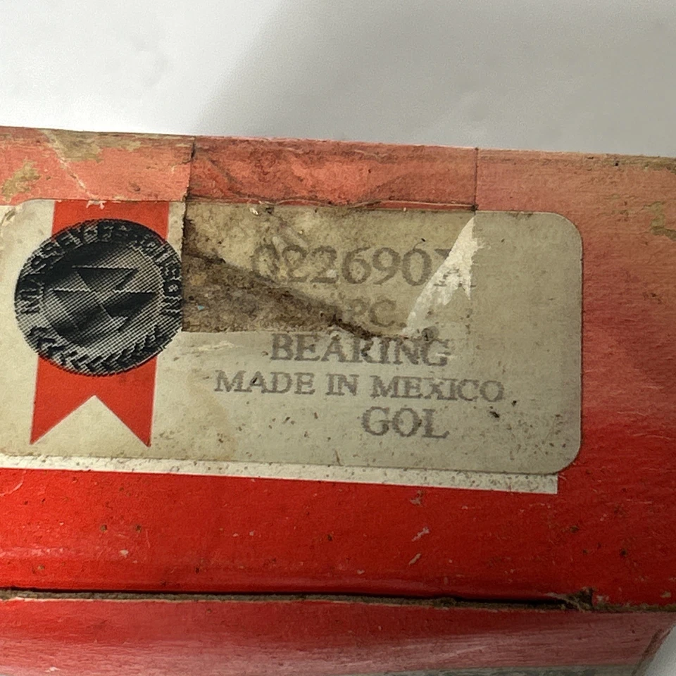 Nuevo de Lote Antiguo Rodamiento de Bolas Massey Ferguson con Cuello 022690X Foto 2 de 4