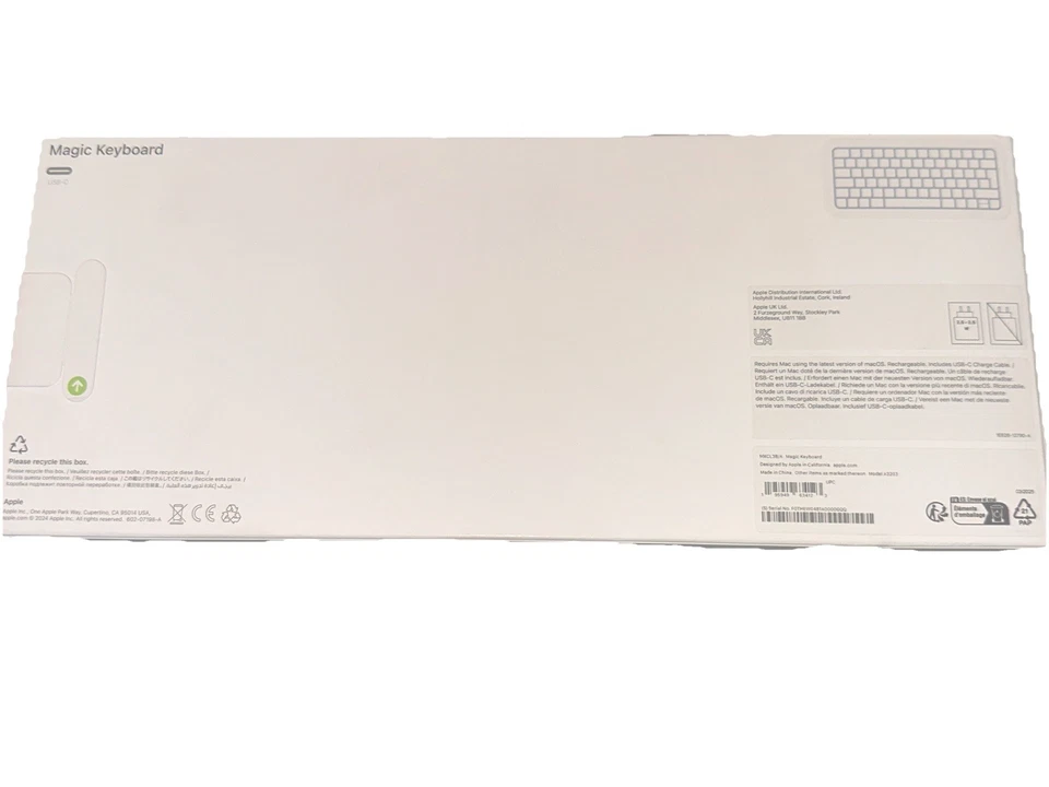 Apple Magic Keyboard A3203 MXCL3B/A USB-C British English - Excellent Condition - Image 2 of 4