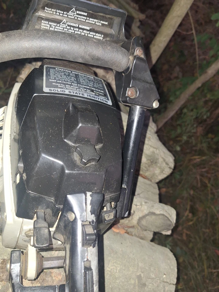 Vintage Craftsman Chainsaw 3.7 OEM Model 358.356091/Poulan Counter vibe  - Image 3 of 4