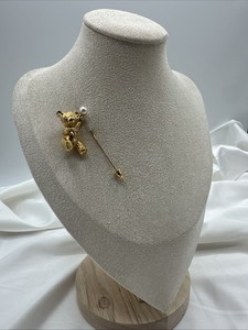 Authentic ‘70 Vintage Cute Gold plated Teddy Bear w/ Pearl Pin. See pics.