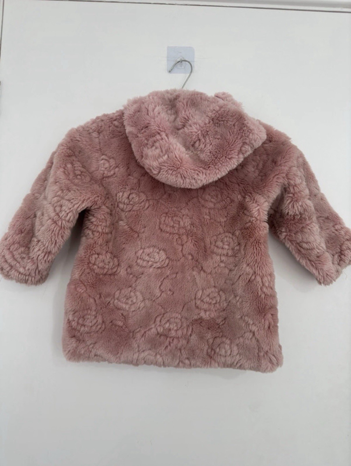 Vintage Y2K Debenhams Pink Satin Lined Hooded Fur Coat Size 18-24 Months image 2
