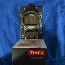 Orologio uomo Timex Expedition digitale gatto 39mm nuovo. batteria nuova con scatola