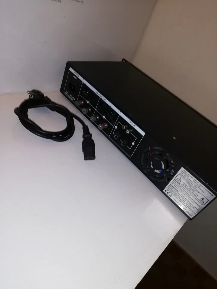 AMPLI EN RACK AMPLIFICATEUR DE SONORISATION BOOST BA-300 FONCTIONNE - Photo 4/4