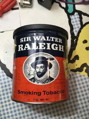Vintage Sir Walter Raleigh Smoking Tobacco Tin Can Container 7oz Plastic  Lid