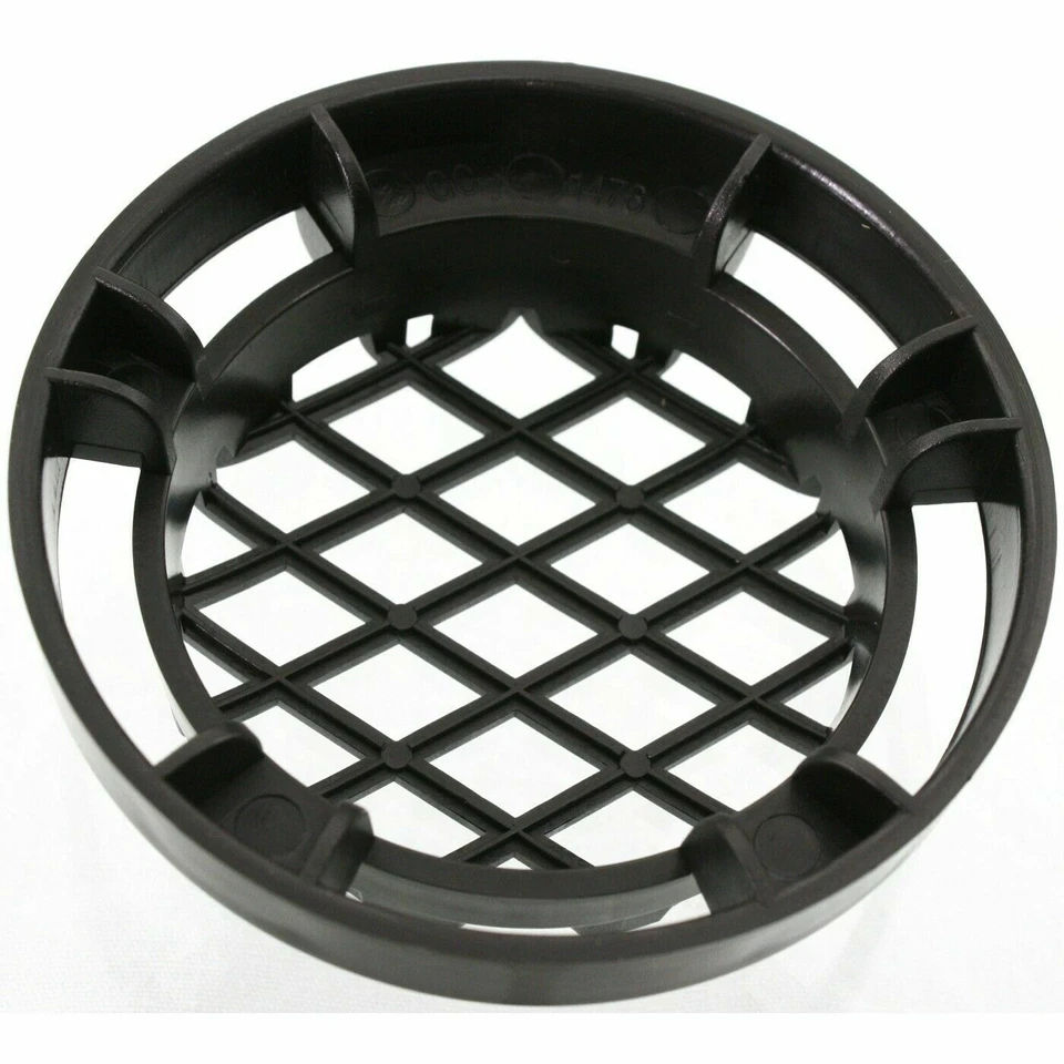 For 2006 2007 2008 2009 Chevrolet Equinox Left or Right Fog Light Trim GM1038109 Foto 2 de 4