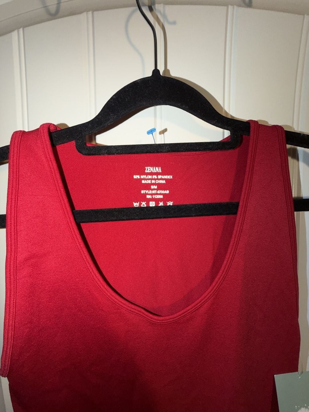 Zenana Perfect Sleeveless Shirred U-Neck Tunic - S/M Classic Red : ,, photo 3