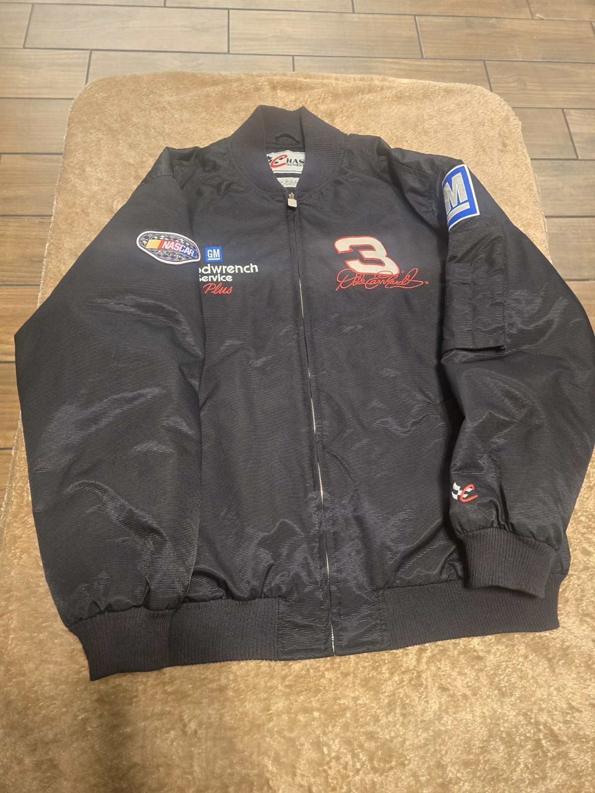 Chase Authentics Dale Earnhardt Goodwrench NASCAR Racing Jacket Size L